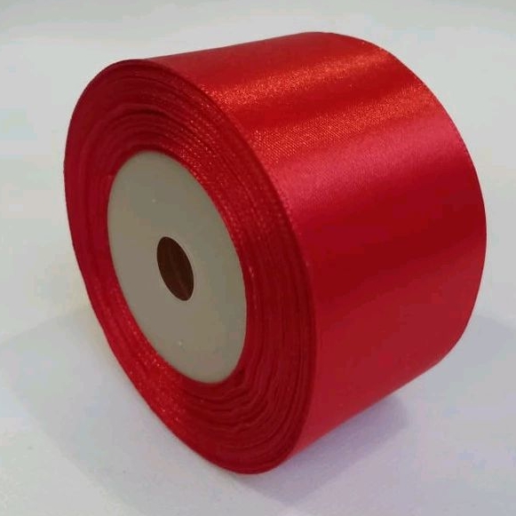 

Pita satin merah cabe 1.5 inch / 4 cm Per roll
