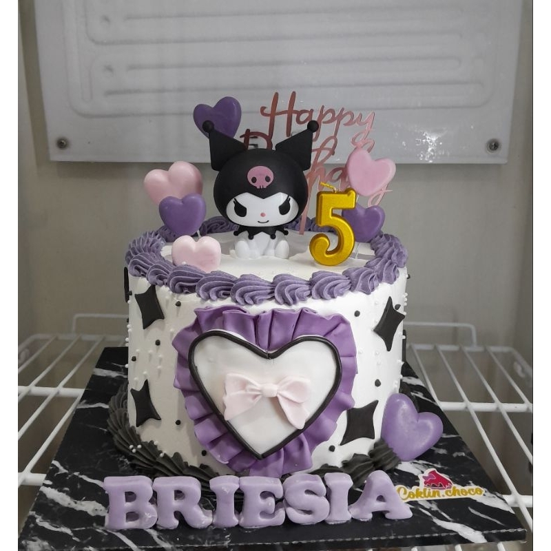 

cake birthday kuromi sanrio / kue ultah sanrio kuromi