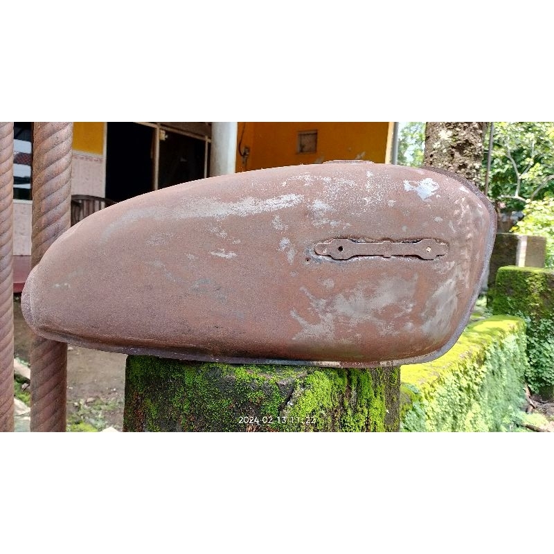 Tangki cb100 tahun 1976 seri k3 original