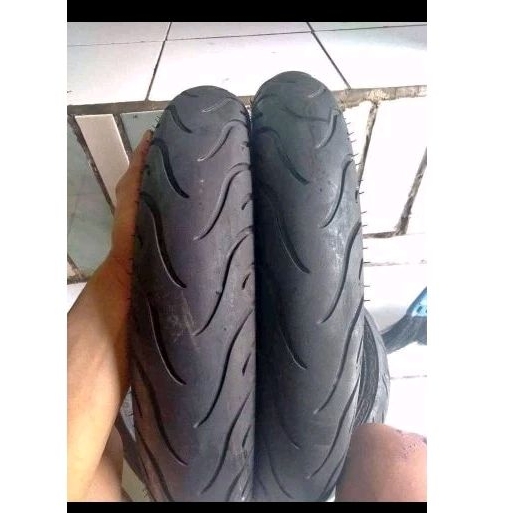 Ban metic sepasang ring 14 Tubeles Merk Michelin