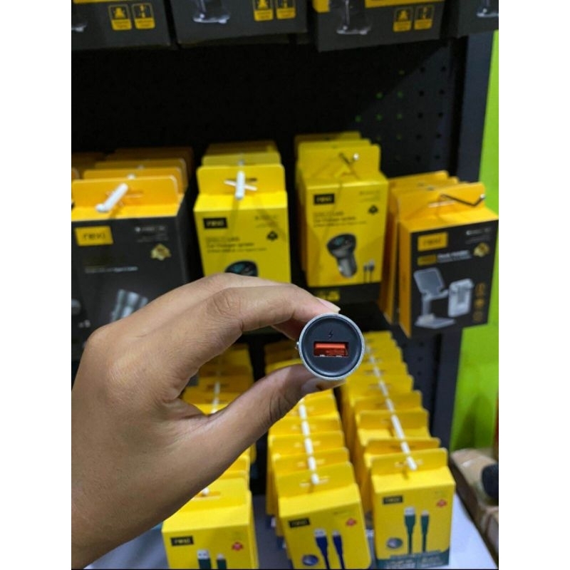 RB CAR CHARGER REXI GE34-C/GD30-C Fast Charging 3.A AST