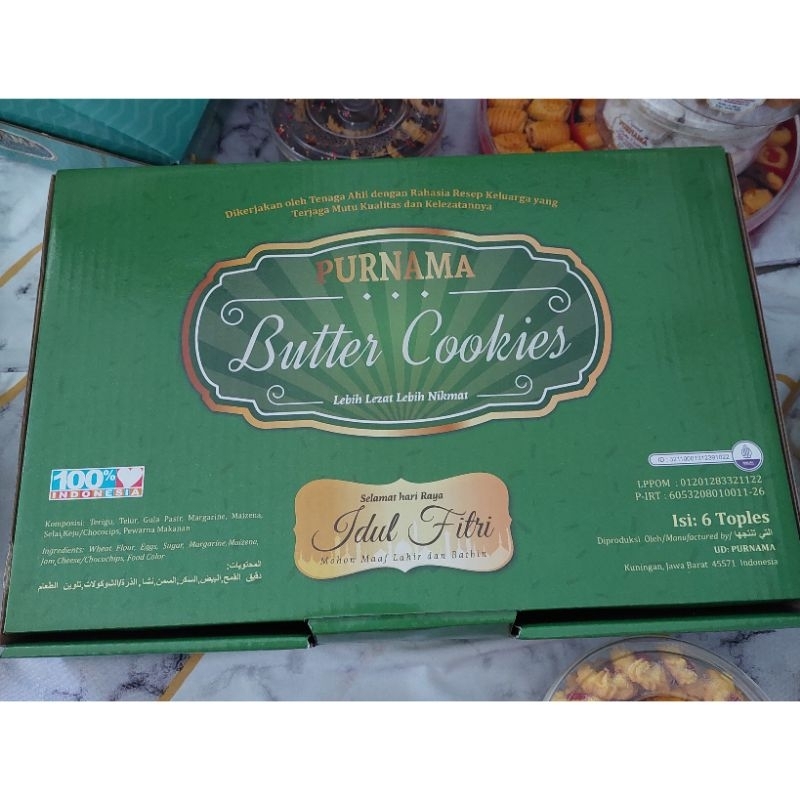 

kue lebaran isi 6 toples (PURNAMA)