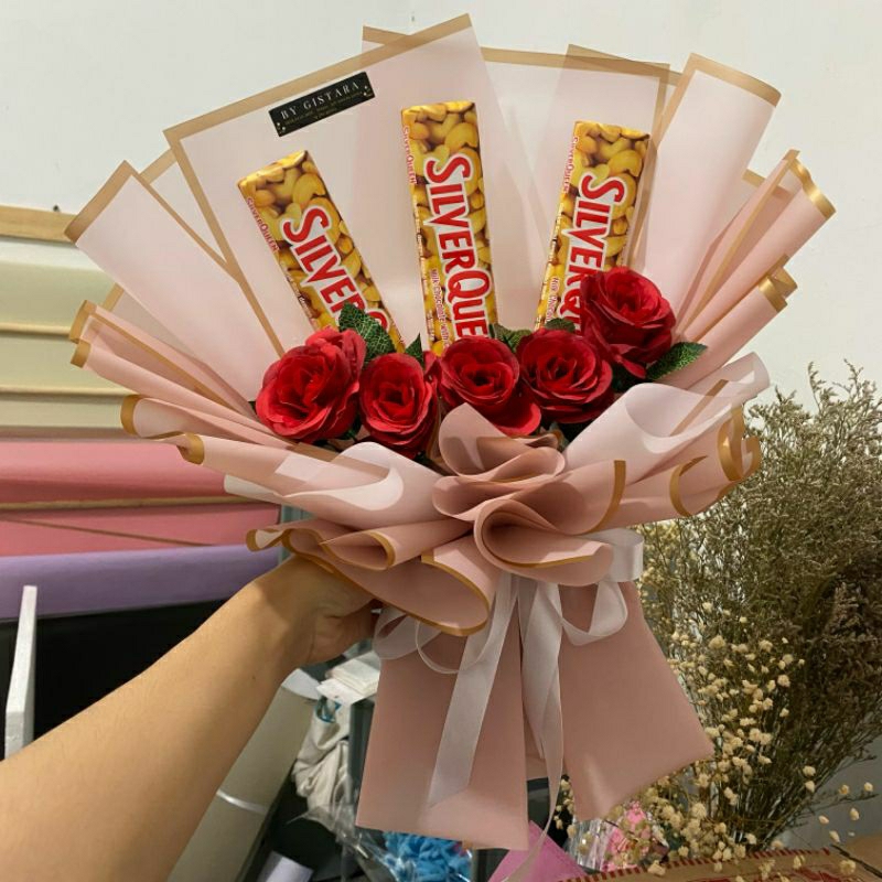 

buket silverqueen edisi valentine