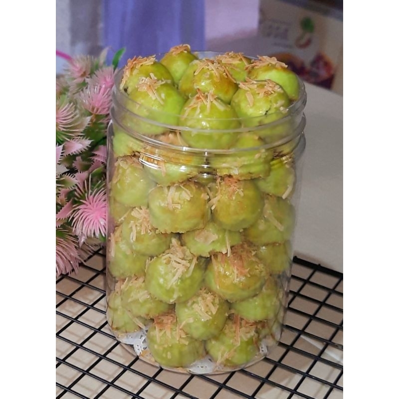 

NASTAR PANDAN PREMIUM KEJU COOKIES NASTAR LUMER 400ML