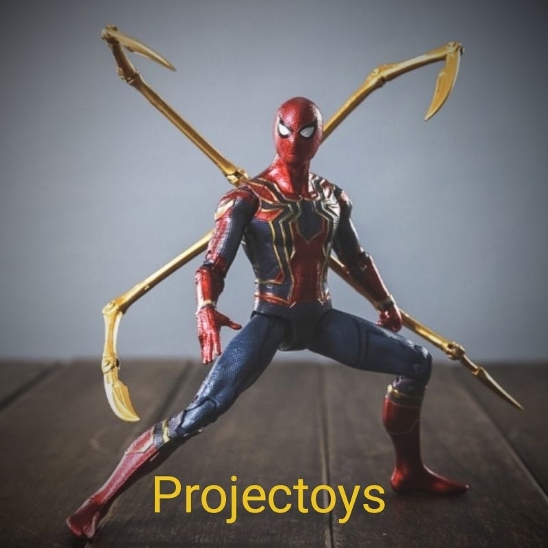 Marvel Studios Action Figure Iron Spiderman Premium