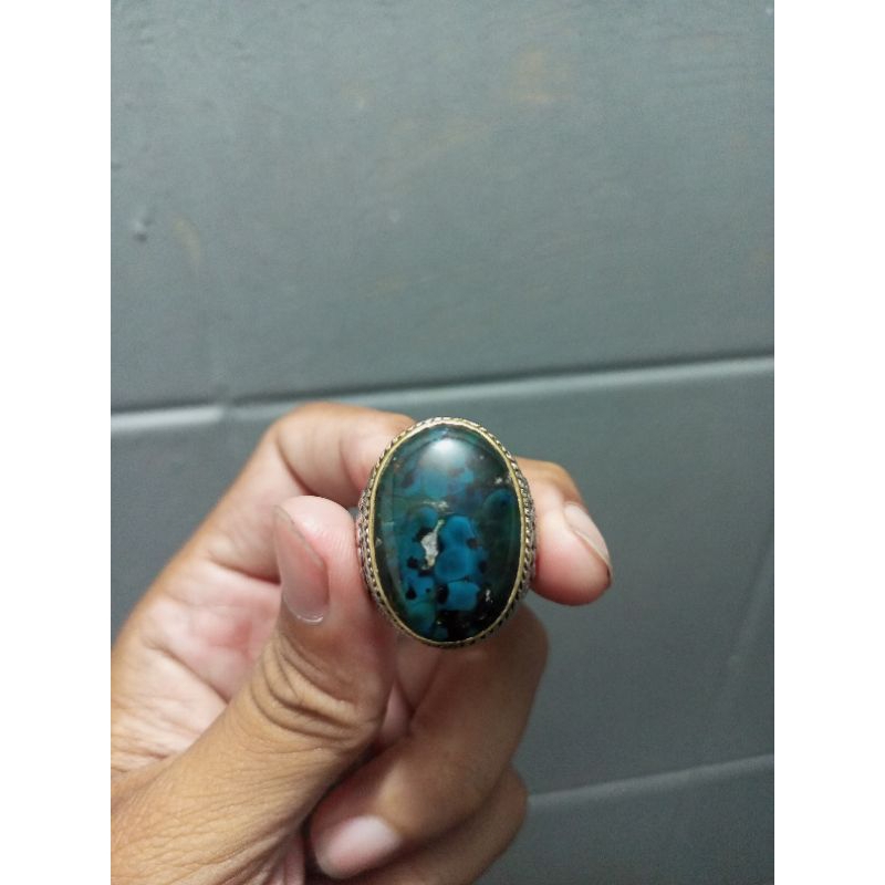 Bacan motif kura