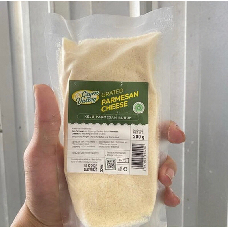 

Parmesan Green Valley kemasan 200 gr