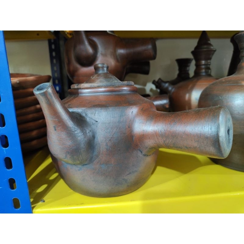 Teko Kendi rebusan jamu tanah liat gerabah