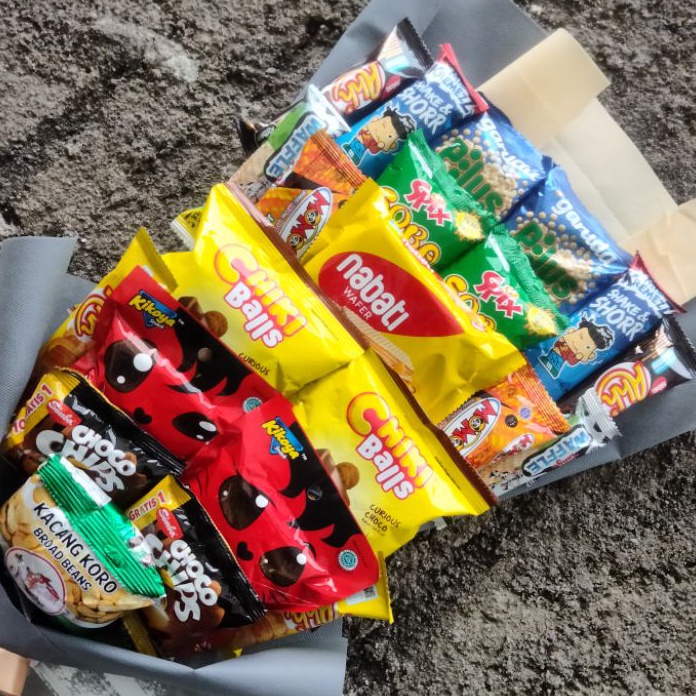 

D2289 BUCKET SNACKhadiah wisuda ulang tahunsidangsnack termurah