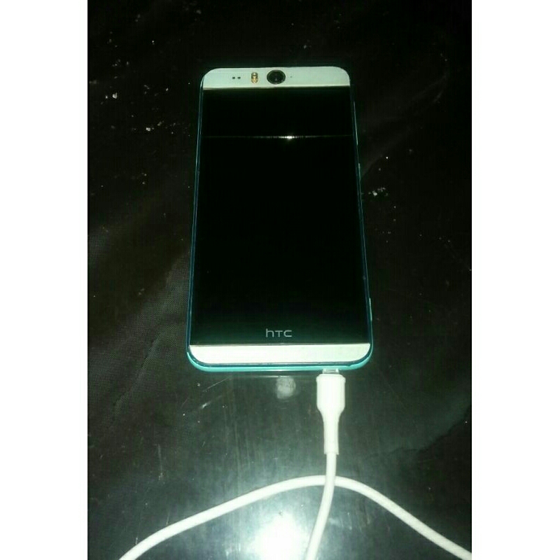 Handphone HTC Desire Eye Tipe M910X