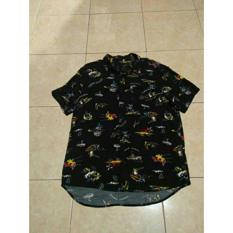 kemeja quiksilver!