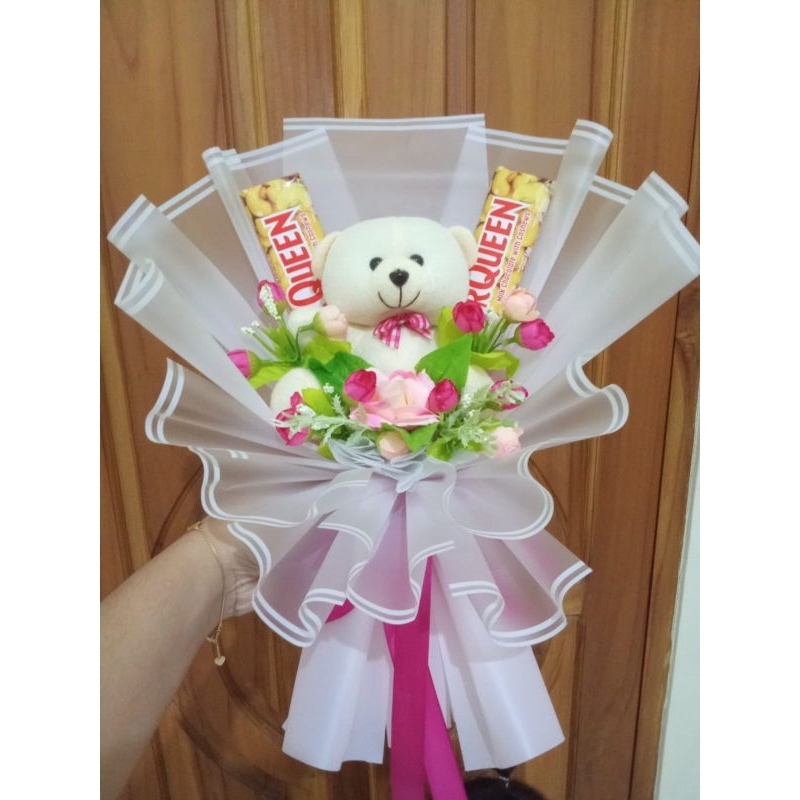 Buket coklat silverqueen +boneka