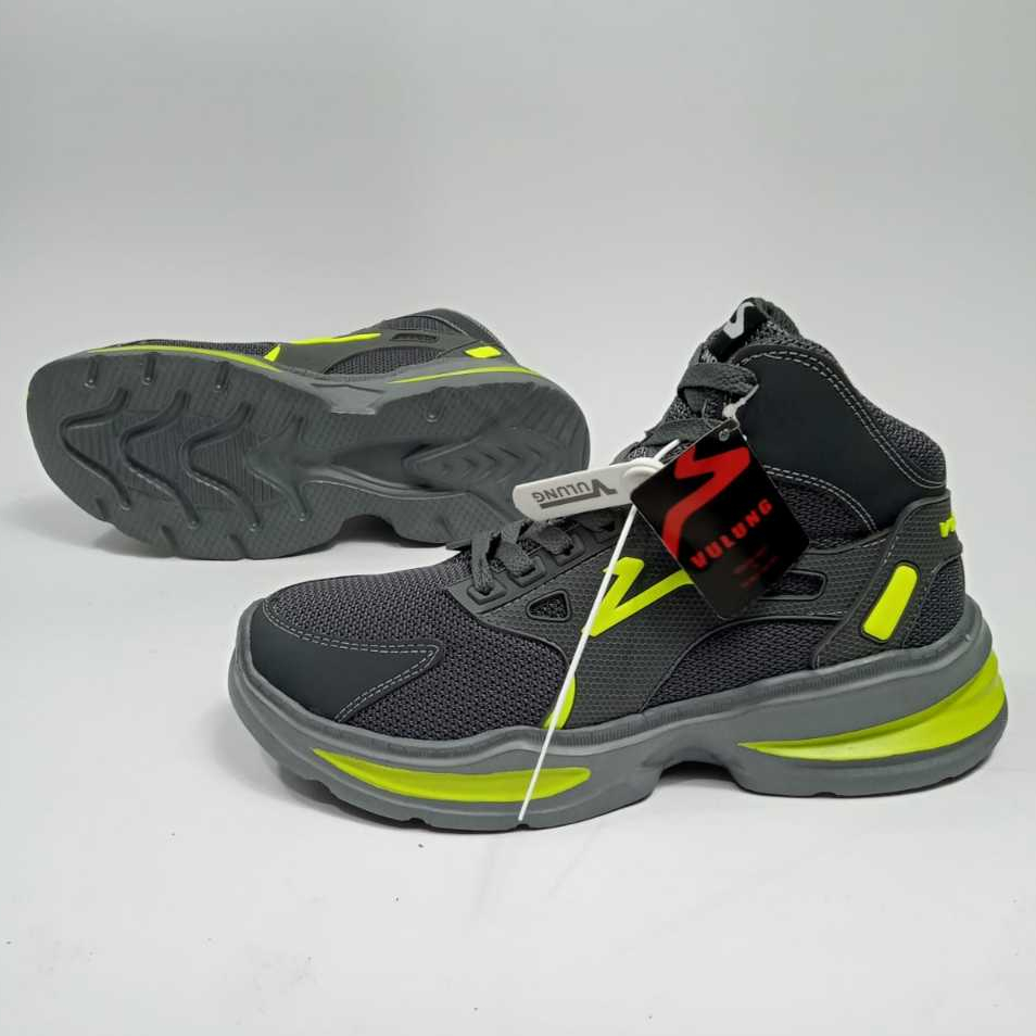 Sepatu Olahraga Pria Basket Training Running Dan Outdoor