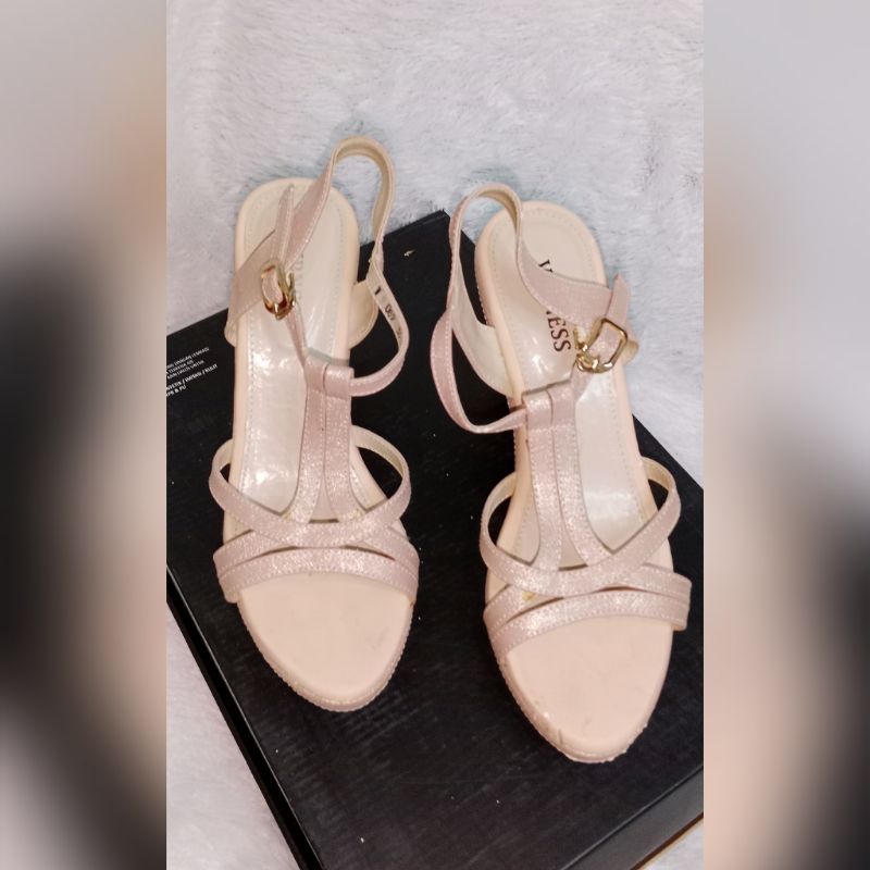 SEPATU SENDAL WEDGES BRANDED SIZE 36 PRELOVED
