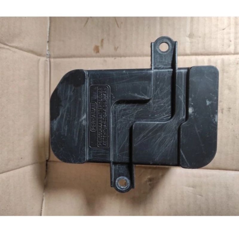 Cover wadah aki tutup aki beat fi Scoopy fi copotan original