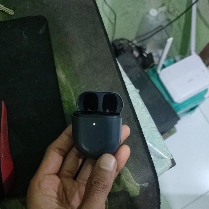 Kotak cas an Redmi Buds 3 pro (second)