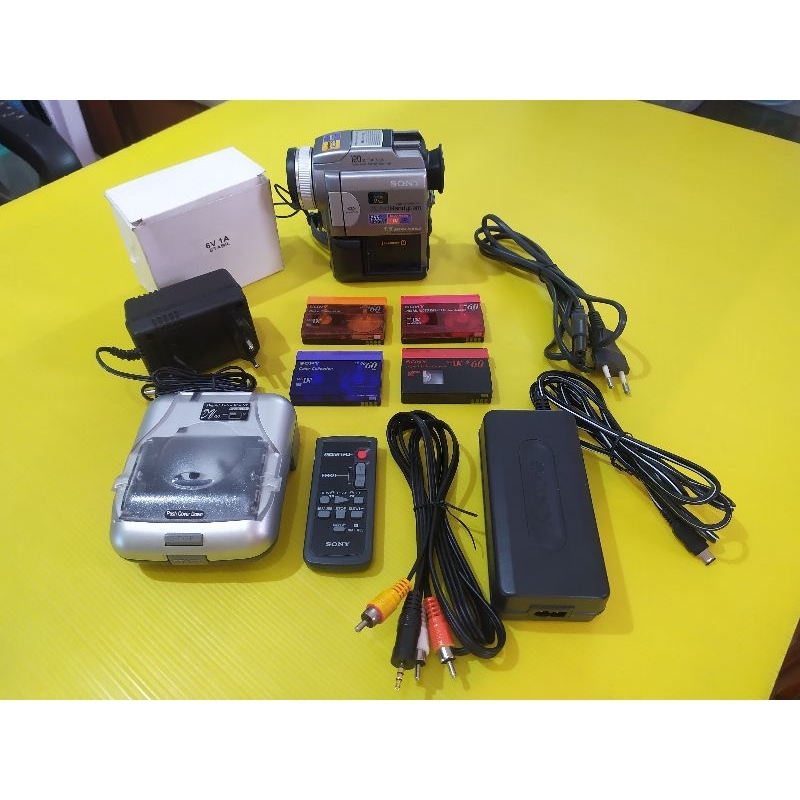 PLAYBACK KASET2 MINI DV LAMA HANDYCAM SONY PC115E 2001 MULUS +REWINDER