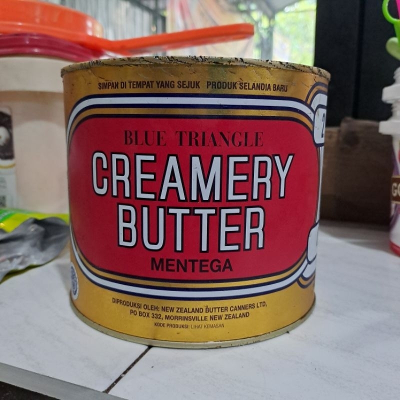 

Butter Mentega Blue Triangle Creamery Butter Segitiga Repack 100gr