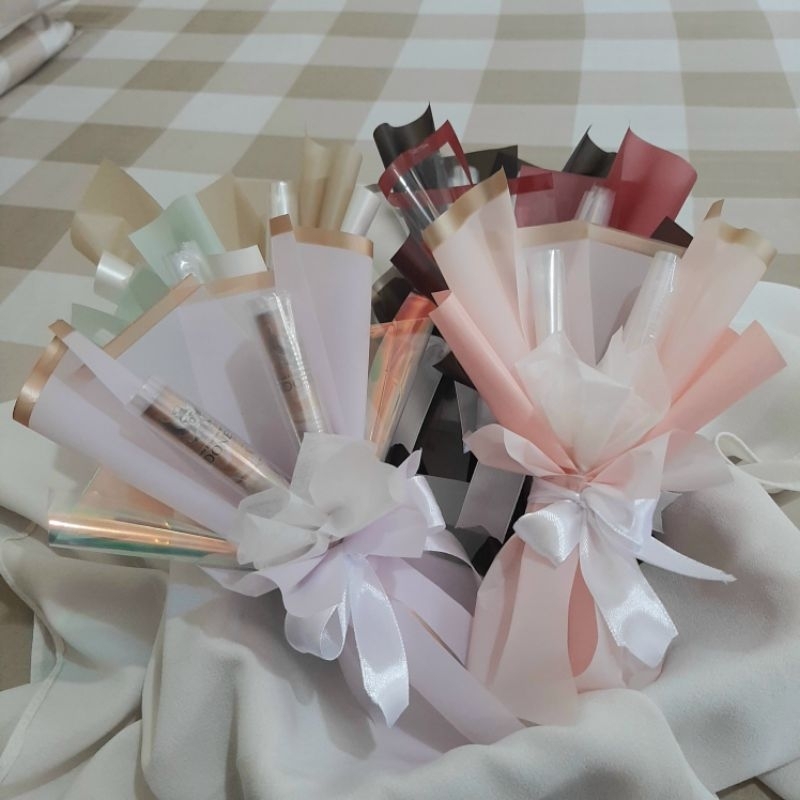 

Buket Mini Amplop/30rb isi 8 buket lebaran