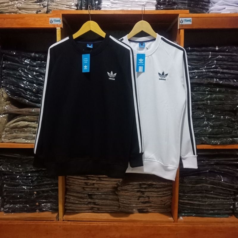 jaket cassual crewneck Adidas 3 stripes premium Best seller// Adidas Europa  L XL Ready