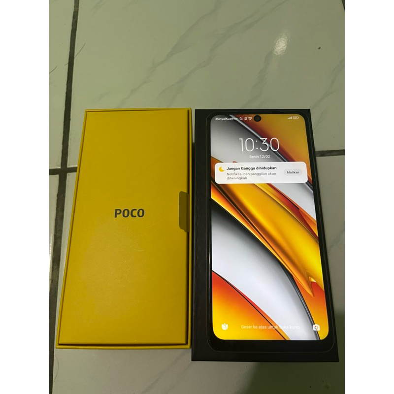 poco f3