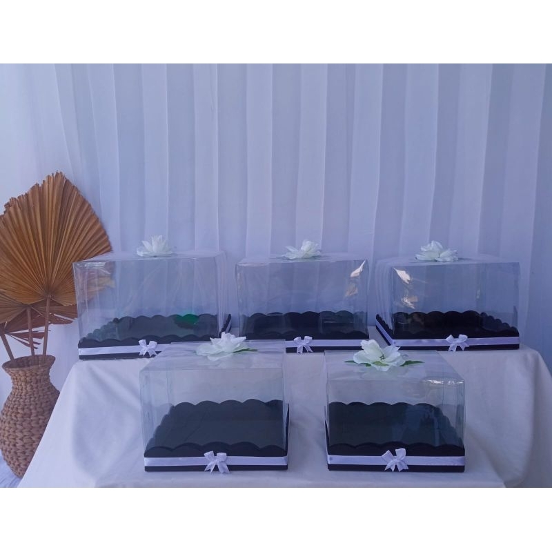 

Box Hantaran Ringgik Isi 5 Box/kotakhantaran/kotakseserahan/boxhantaran/kotakhantaranmurah