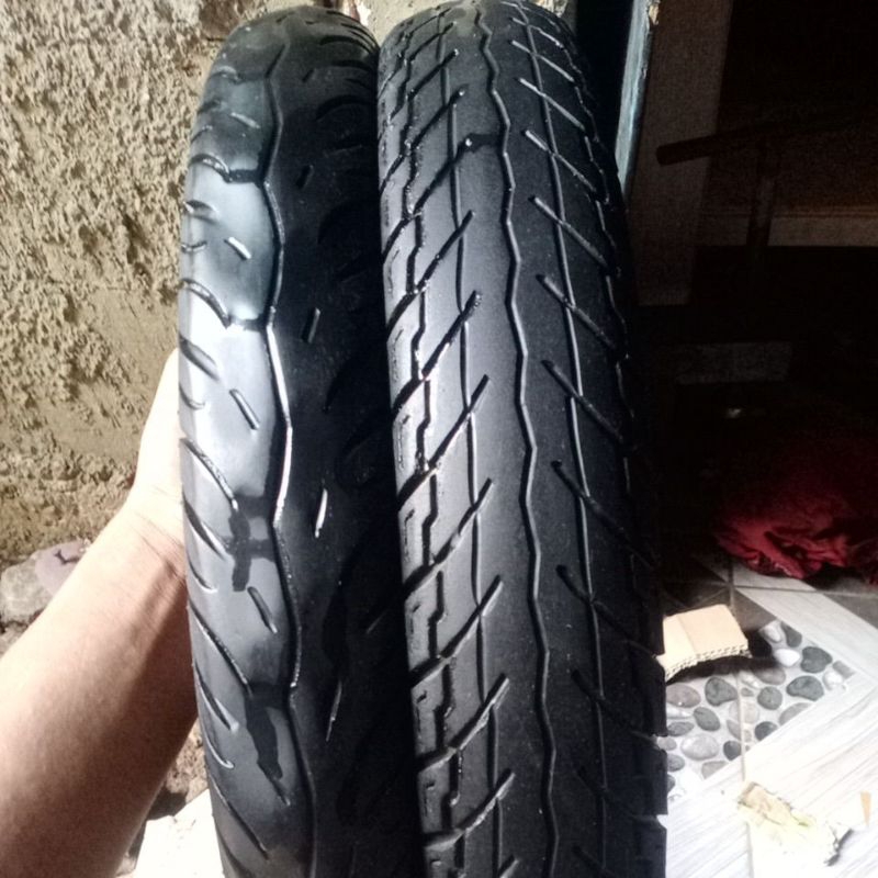 Ban Motor bebek Sepasang Ukuran 70/90 ring 17& 80/90 ring 17 untuk Karisma / Supra x 125