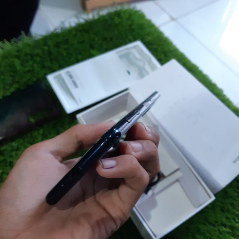 sony xperia 5 mark ii second