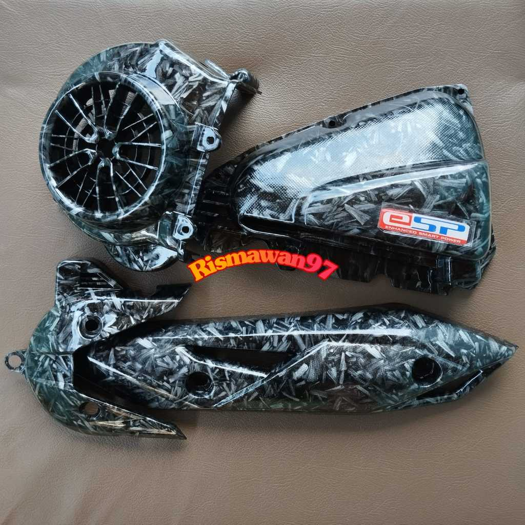 PAKETAN 4PCS BEAT CARBON TYPE ESP FI ,TUTUP CVT, TUTUP FILTER,TAMENG KNALPOT DAN TUTUP KIPAS BEAT 20