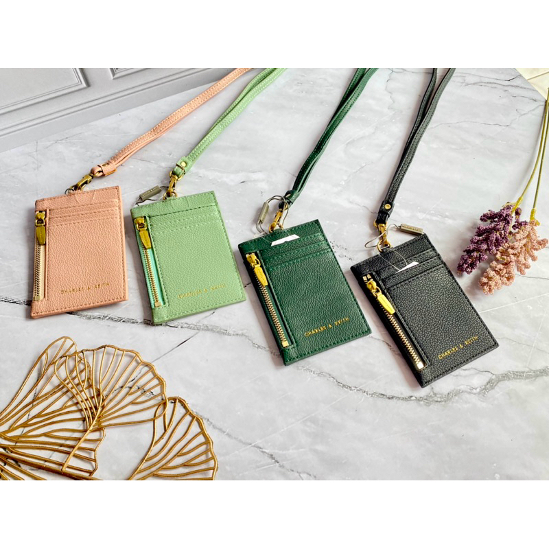 

ORI 100% - Charles & Keith Lanyard Zip Cardhoulder Full Leather