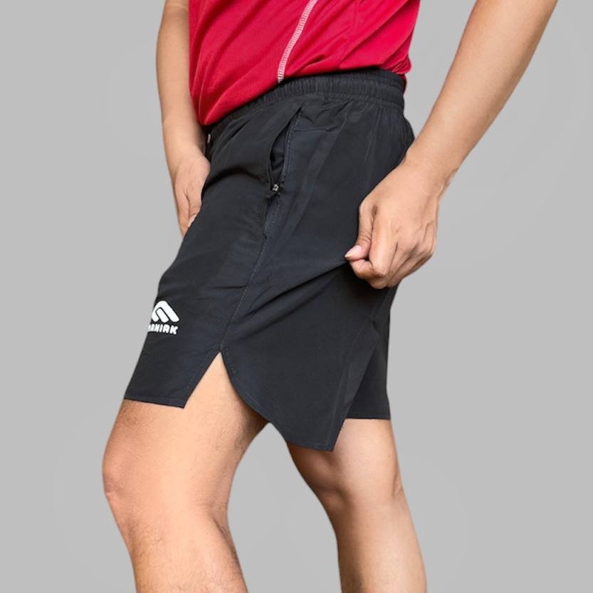 MANIAK Celana Pendek Olahraga Sporty Pria Wanita Running Joging Gym Fitnes (R-02)