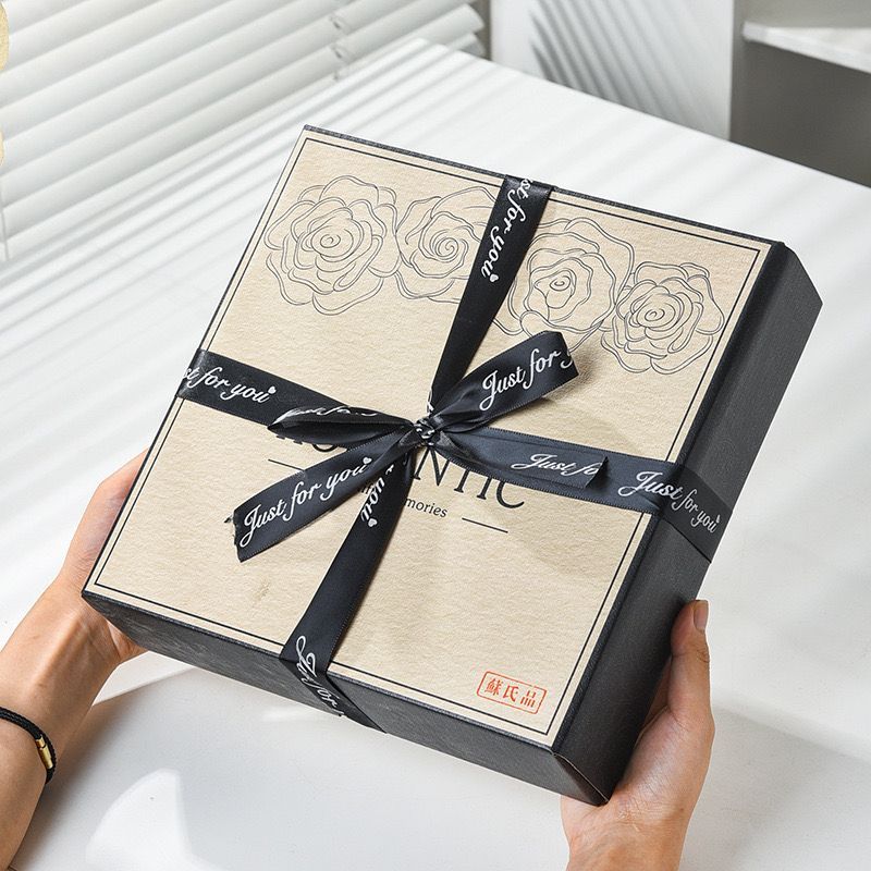 Set Piring Mangkok Sendok Keramik / Hampers Lebaran