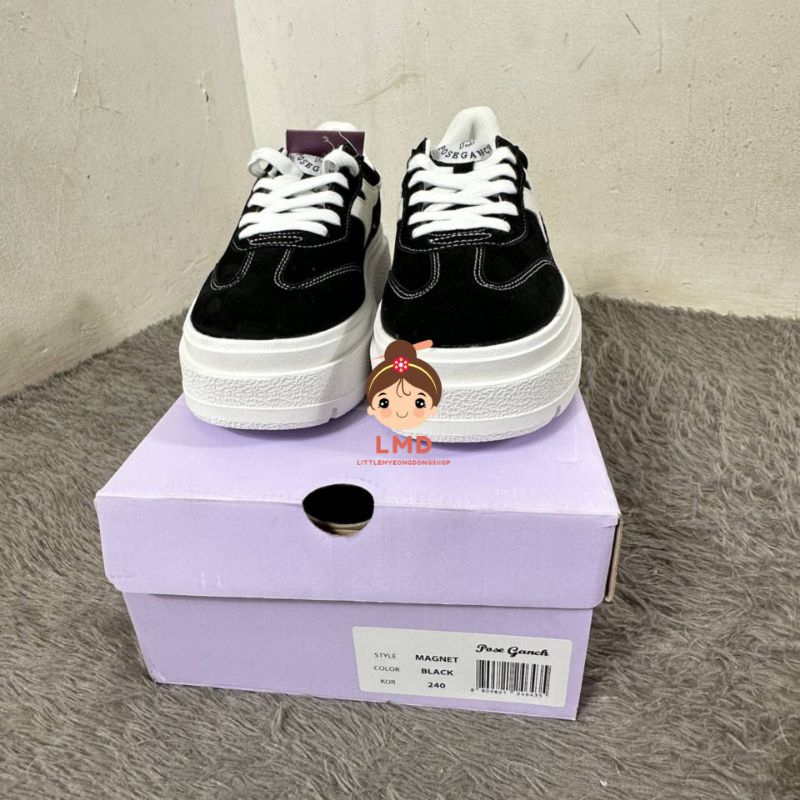 Pose Ganch Sneakers Black (Ready Stock)