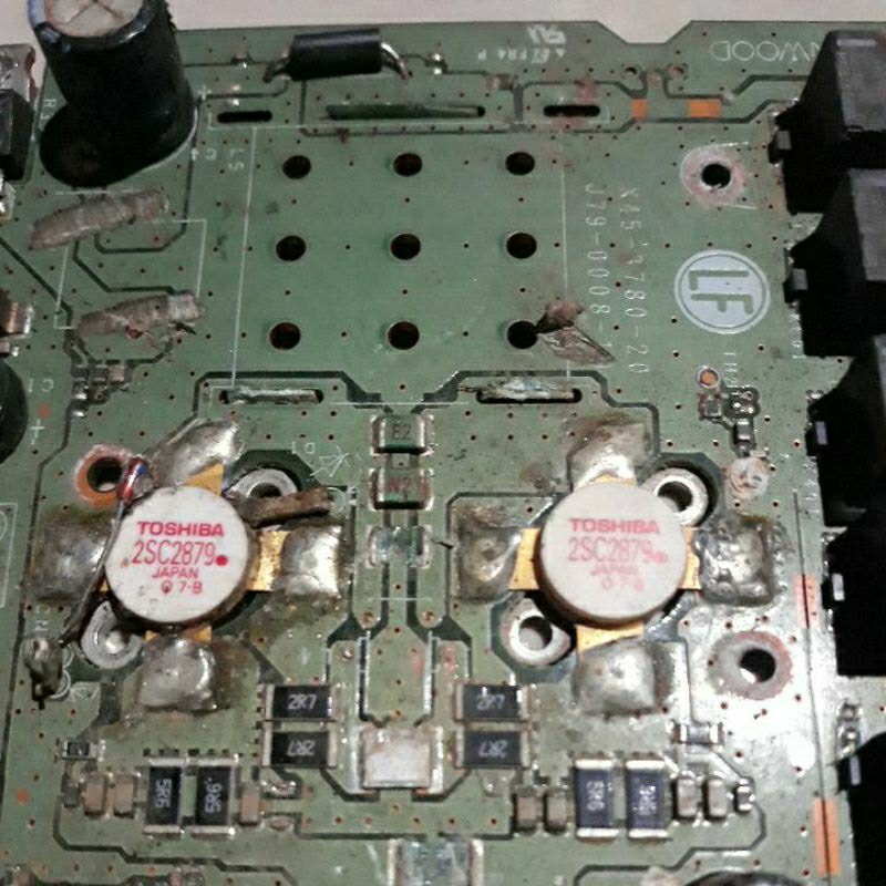 Transistor 2SC2879,2SC2879,blok final 2SC2879