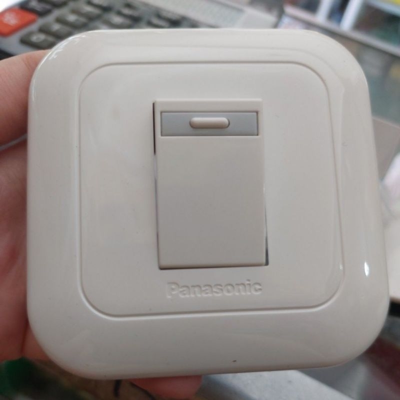 Saklar tunggal panasonic