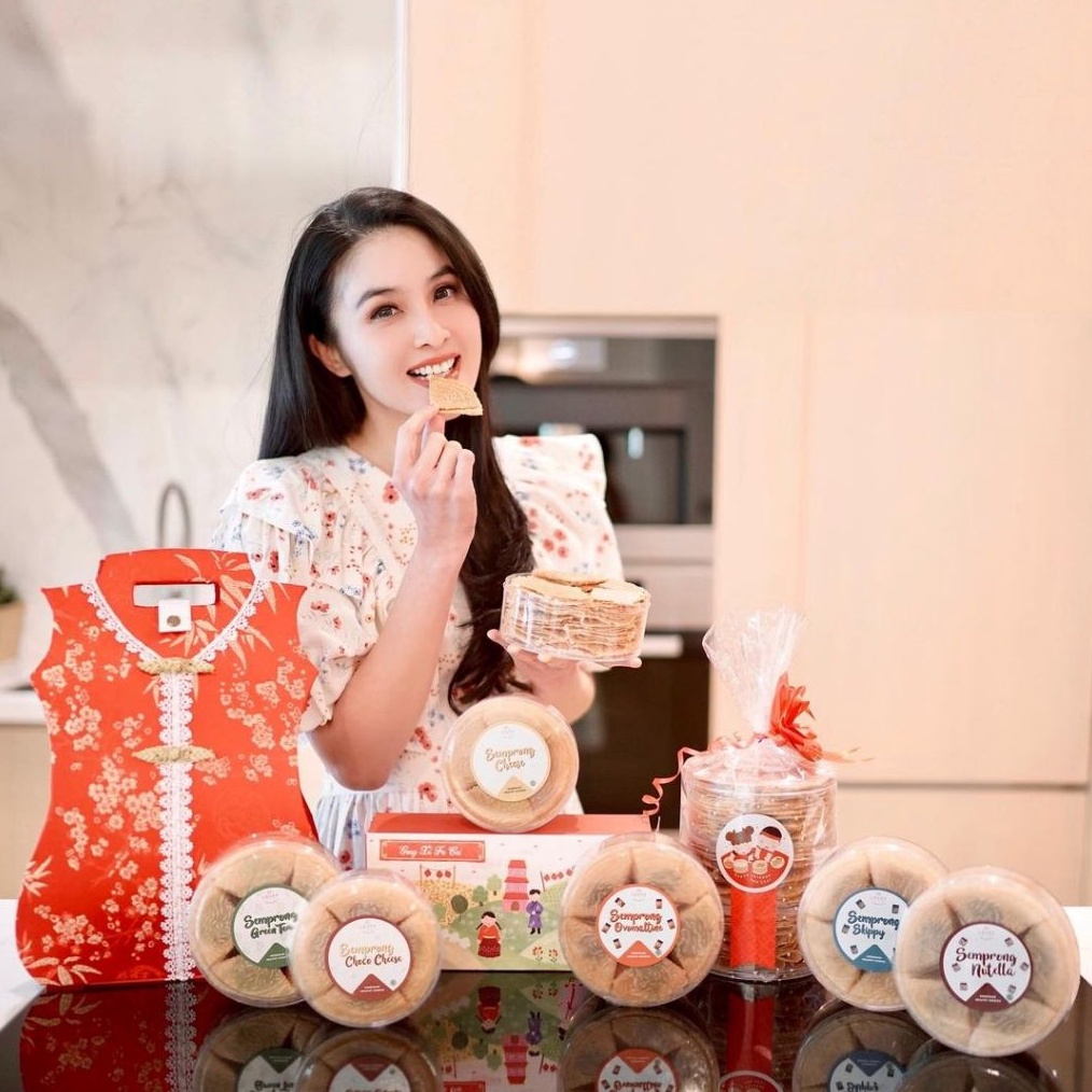

Import Terlaris PAKET EDISI HARI RAYA TAHUN BARU SINCIA IMLEK CNY LOVES SEMPRONG grosir