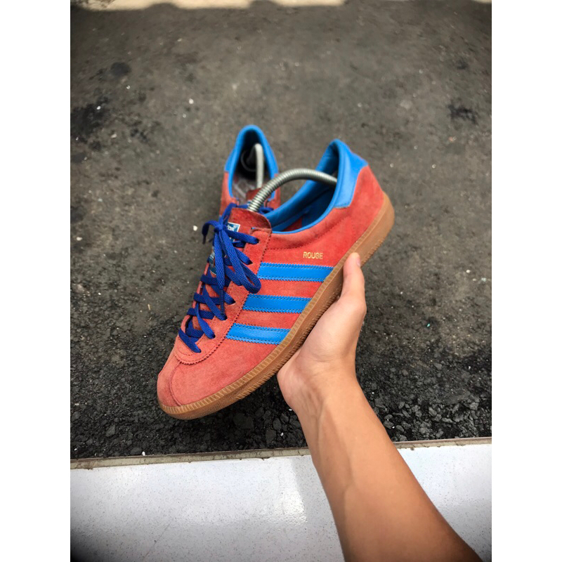 ADIDAS CITY SERIES ROUGE SIZE 42 (REKBER SHOPEE)