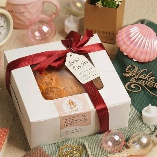 

PROMO MURAH HAMPERS VALENTINE BIRTHDAY GIFT BOX MILKBRIOCHE ROTI MILK BUN 2cm x2cm
