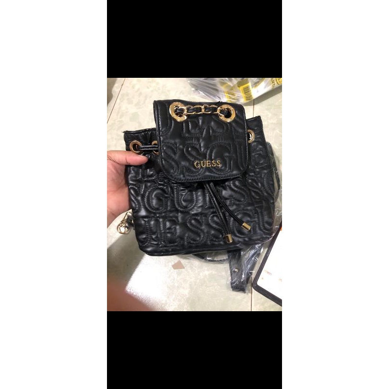 Preloved tas Guess ransel