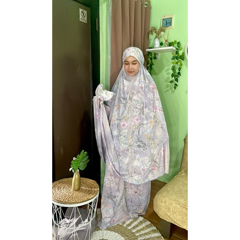 Mukena traveling bahan semi sutra premium