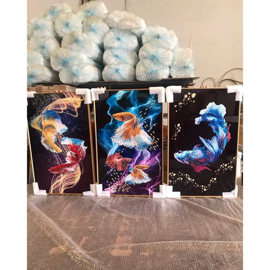 Lukisan Dinding Diamond Crystal Painting 5 D Bentuk Persegi 1 Set 3 In1 Frame Warna Gold / Black Gam