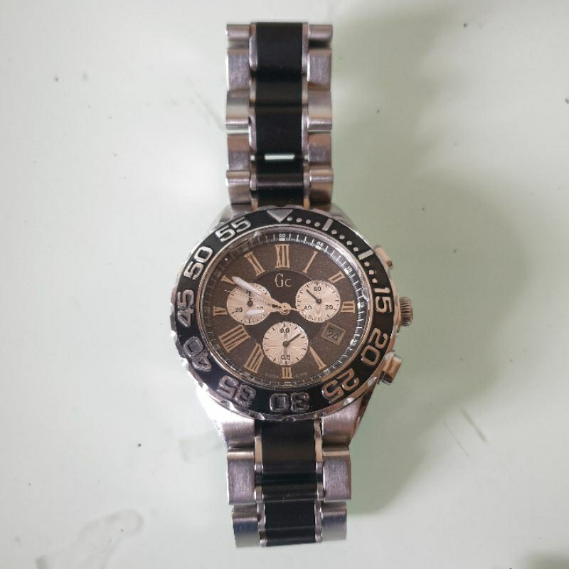 jam tangan pria merk Guess Collection original second