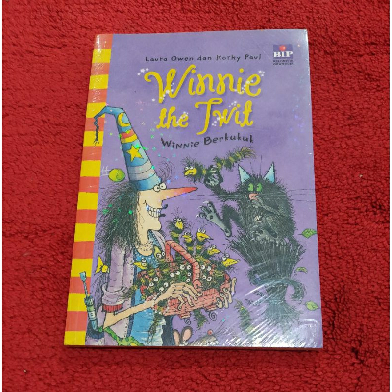 Novel remaja second "Winnie the Twit" masih segel preloved ORI