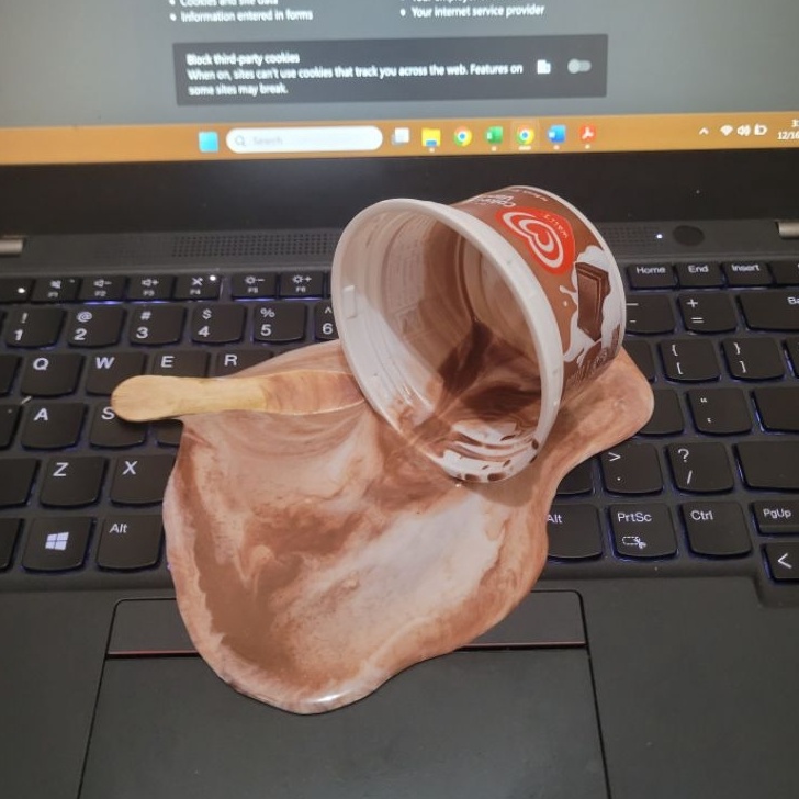 HJ6 PRANK Es Krim Tumpah Palsu Walls Populaire Fake Spill Fake Props