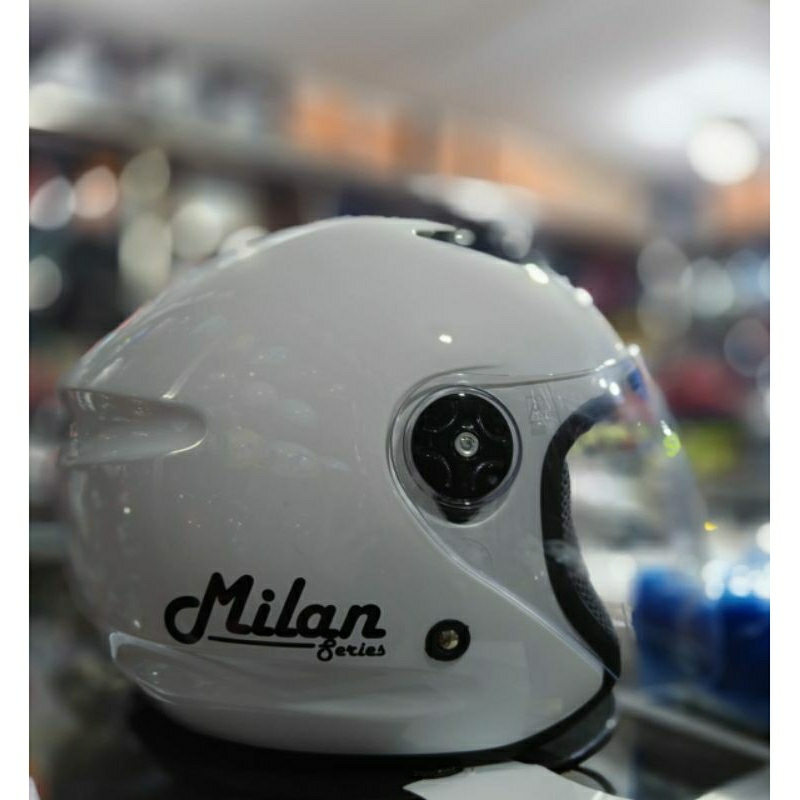 Helm bmc milan solid