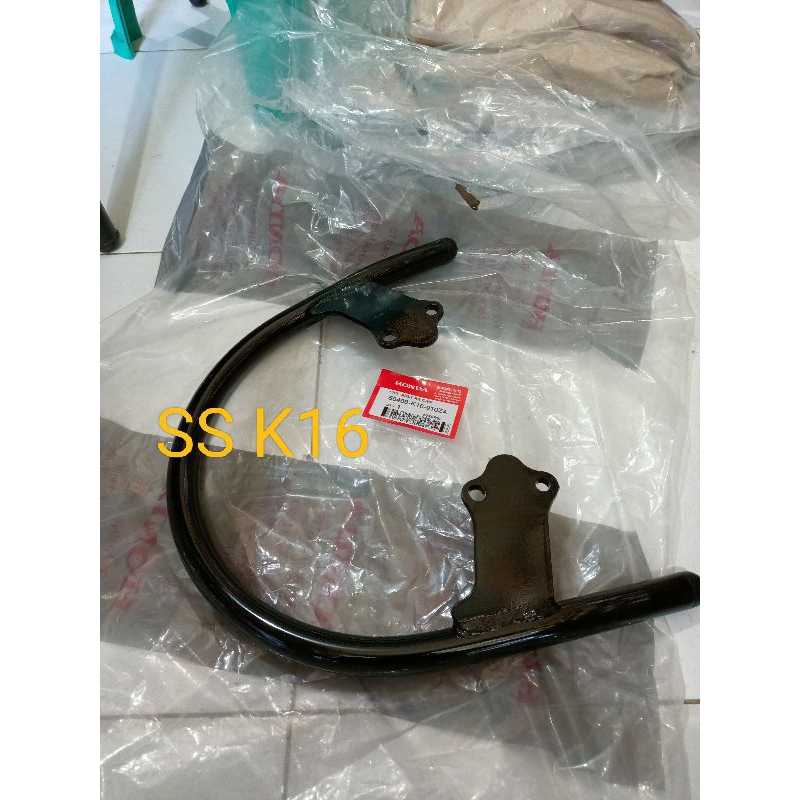 rail handle seat behel begel jok belakang skopi scoopy fi injeksi hitam 2013 2015 origional 50400 k1