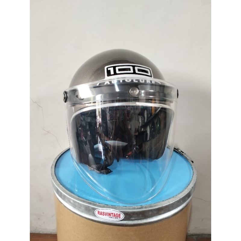 Helm jadul yamaha rs 100 custom