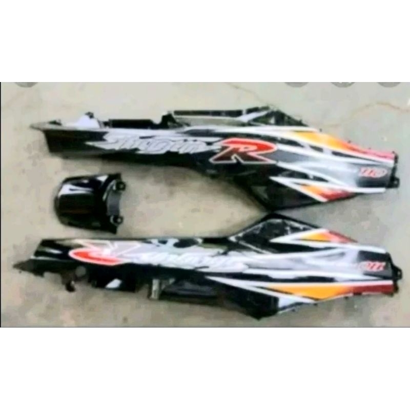 COVER BODI BELAKANG SUZUKI SHOGUN R 110 BODI KANAN KIRI