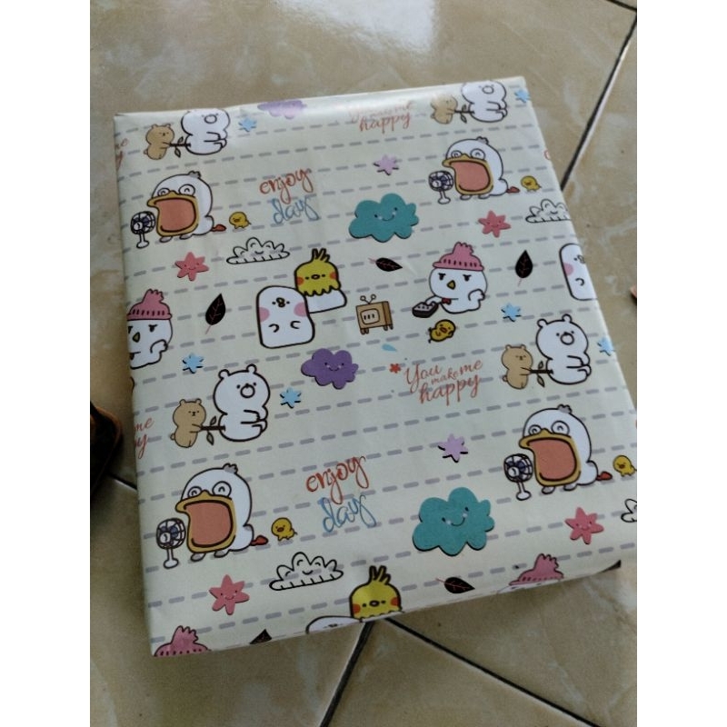 

KERTAS KADO UNTUK BUNGKUS KADO