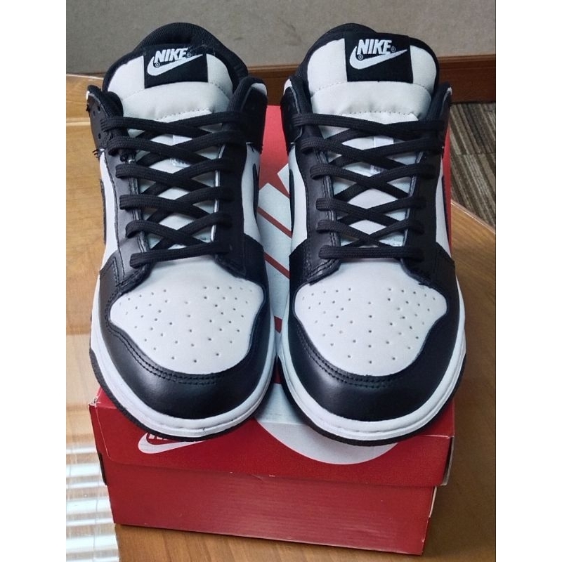 Nike SB dunk low retro panda sz 42 made in Vietnam